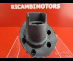BASE SPECCHIETTO DX APRILIA GULLIVER 50