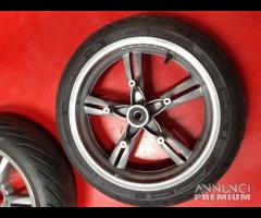 CERCHIO POST BMW C650GT