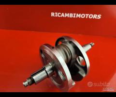 RICAMBI MOTORE PIASTRA YAMAHA XT400 XT 400 - 17