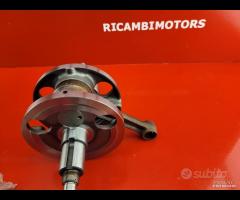 RICAMBI MOTORE PIASTRA YAMAHA XT400 XT 400 - 22