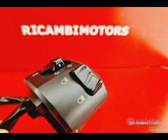 DEVIO COMMUTATORE SX DUCATI MONSTER 695