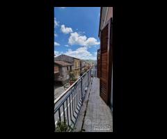 Casa singola con terrazza e cortile a Linguaglossa - 7