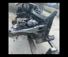 Ricambi Mercedes Glc 2019 Scocca per tagliate - 6