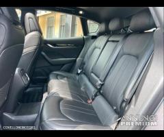 Maserati Levante 3.0 diesel pack sport pell tetto - 15