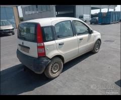 fiat panda 1.2 benzina 2010 demolita per ricambi