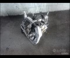 cambio manuale Nissan Juke 1.6 HR16 benzina 2012