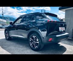 Peugeot 2008 BlueHDi 100 S&S GT Line - 15