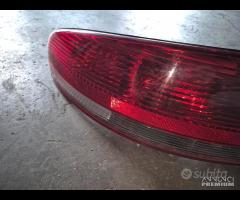 Stop Posteriore Sinistro Per Chrysler Sebring 2004