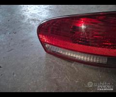 Stop Posteriore Sinistro Per Chrysler Sebring 2004