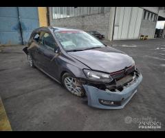 Volkswagen Polo 3 Porte 6R 2012 Per Ricambi - 1.2