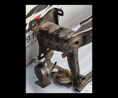 RINFORZO TRAVERSA PARAURTI SUPPORTO ANTERIORE SEAT - 10