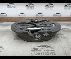 KIT EMERGENZA ATTREZZI SOLLEVATORE RUOTA AUDI A3 1 - 12
