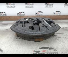 KIT EMERGENZA ATTREZZI SOLLEVATORE RUOTA AUDI A3 1 - 16