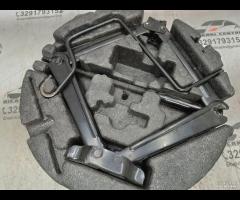 KIT EMERGENZA ATTREZZI SOLLEVATORE RUOTA OPEL ASTR - 16