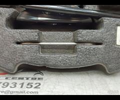 KIT EMERGENZA ATTREZZI SOLLEVATORE RUOTA KIA CEED - 8