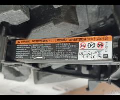 KIT EMERGENZA ATTREZZI SOLLEVATORE RUOTA OPEL INSI - 17