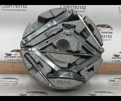 KIT EMERGENZA ATTREZZI SOLLEVATORE RUOTA OPEL INSI