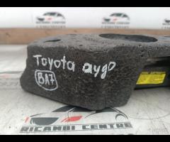 KIT EMERGENZA ATTREZZI SOLLEVATORE RUOTA TOYOTA AY - 21
