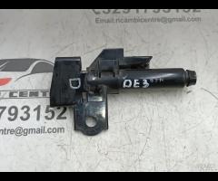 UNGELLO LAVATRICE FARI ANTERIORE DESTRA SUBARU XV - 8