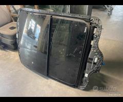 Tetto Panoramico In Vetro Per Maserati Levante
