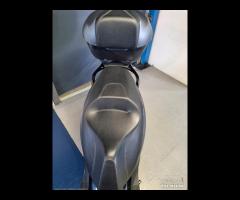 Piaggio beverly 300 - finanziabile - 7