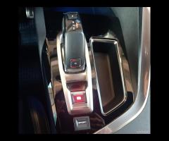 Peugeot 3008 BlueHDi 130CV GT-LINE - 17