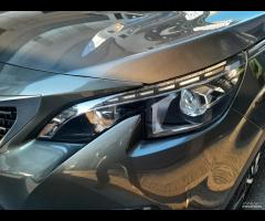 Peugeot 3008 BlueHDi 130CV GT-LINE - 23