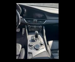 Alfa Romeo Giulia 2.2 Diesel 210 CV - 2017 - 15