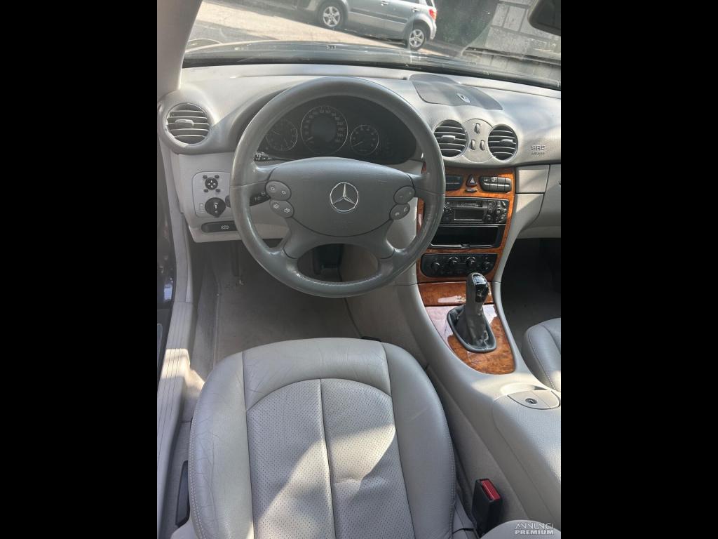 Mercedes-benz CLK 200 - 163cv - 11/11