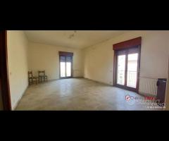 Villafranca,pressi parco briosa,5 vani e servizi - 9