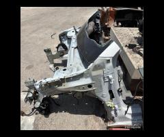 Peugeot 208 2024 Scocca per tagliate