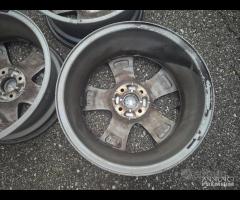 3 Cerchi In Lega Da 16" Per Renault Clio 2015 - 9