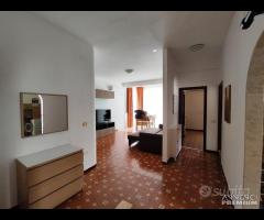 Appartamento con posto auto centro e mare - 17