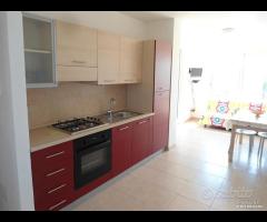 Appartamento con terrazza in villa vicino al mare - 6