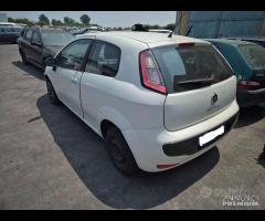 Fiat Grande Punto Evo 3 Porte Demolita - Ricambi