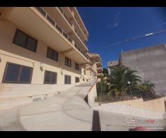 Sant'Agata box di 80 mq vista mare - 22