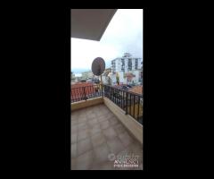 Contesse, ristrutturato due vani con vista mare