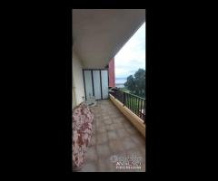Contesse, ristrutturato due vani con vista mare