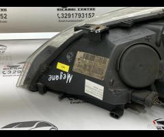 FARO FANALE ANTERIORE DESTRA DX RENAULT MEGANE III - 17