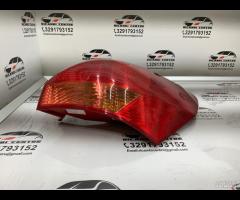 FARO FANALE STOP POSTERIORE DESTRA KIA VENGA 3 201 - 9