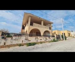 Triscina, villa indipendente con veranda vista mar