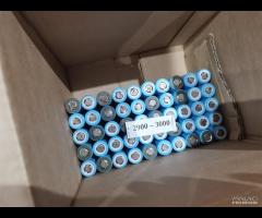 50 BATTERIE 18650 LITIO LG IN STOCK 2900-3000 mah