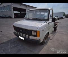 Ford Transit 1980 MK2 Demolito - Per Ricambi