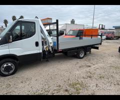 IVECO DAILY 35C16 E6D cassone e gru