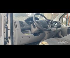 Ricambi Peugeot Boxer 3.0 D del 2009 - 14