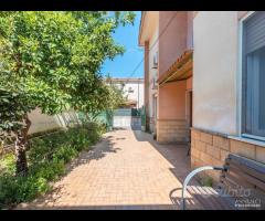 MONDELLO porz.Villa in residence rif.96/25