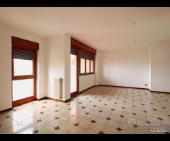 Bagheria centro 5 vani termoautonomo rif.98/25