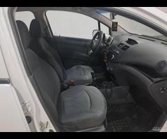 Chevrolet Spark 1.0 LS unico prop 2011 - 16