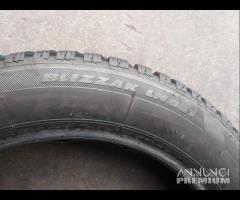 2 gomme 205 55 17 bridgestone inv a4244