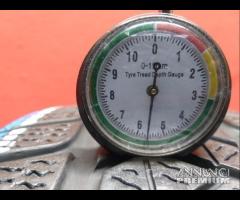 2 gomme 215 55 17 pirelli inv a5300